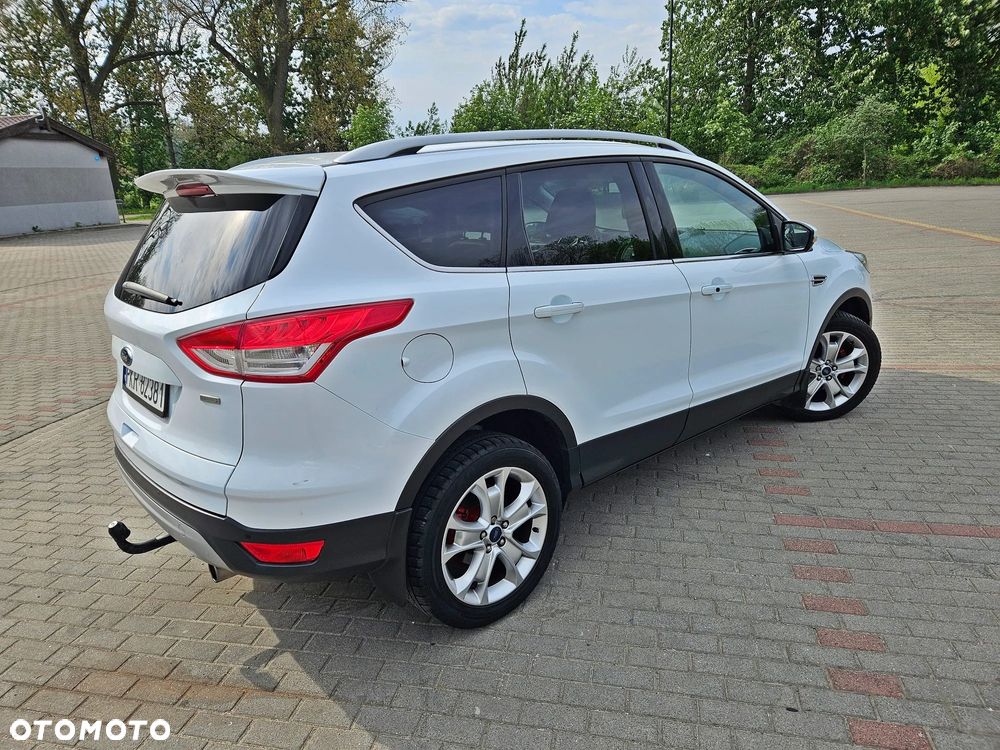 Ford Kuga 1.6 EcoBoost 2x4 Titanium - 31