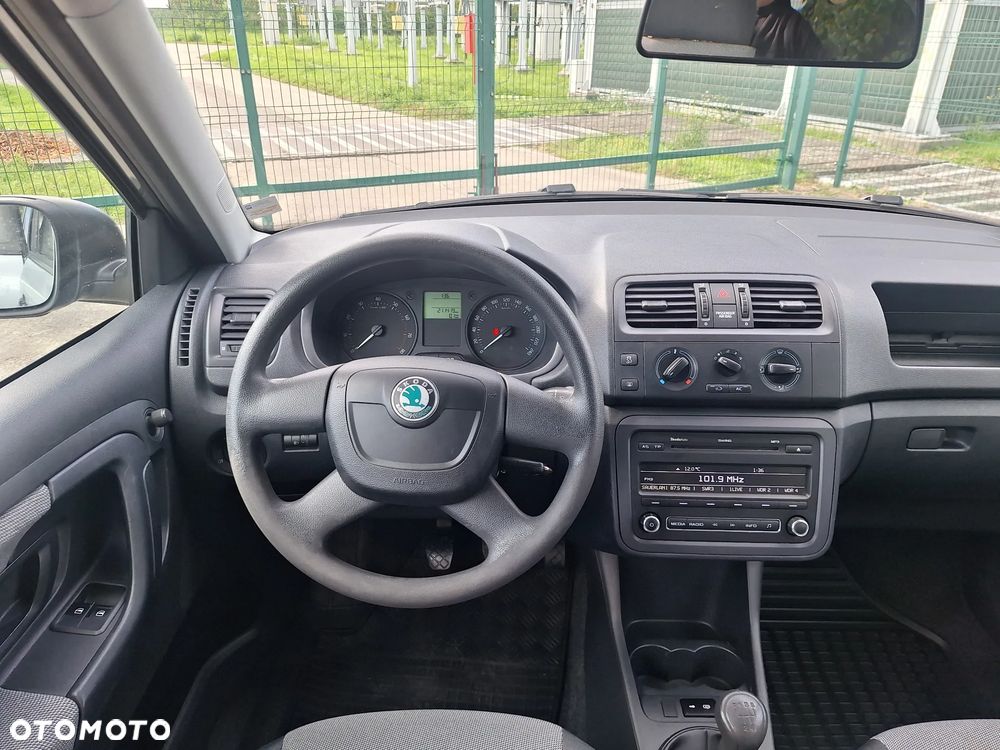 Skoda Fabia - 11