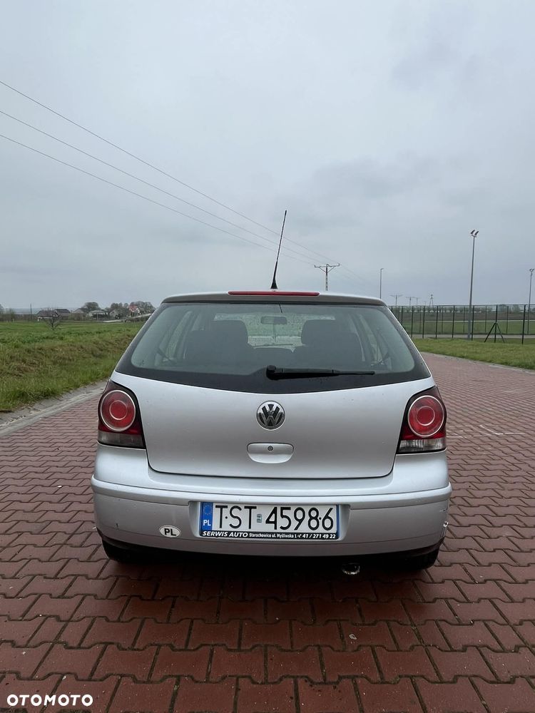 Volkswagen Polo 1.4 16V Comfortline - 5