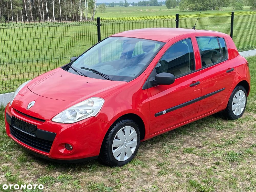 Renault Clio 1.2 16V 75 Dynamique - 9