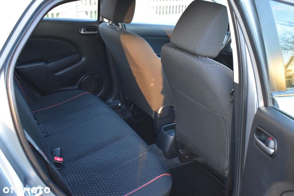 Mazda 2 1.5 Sport - 24