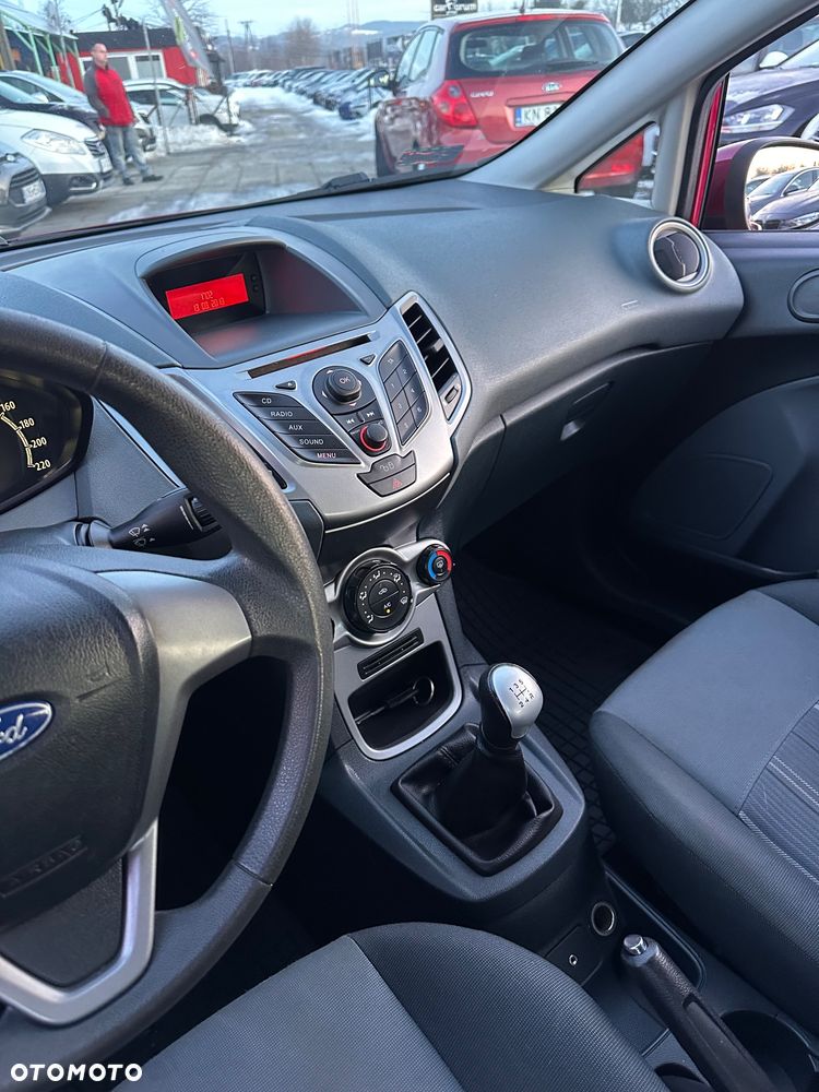 Ford Fiesta 1.6 TDCI Connection - 26