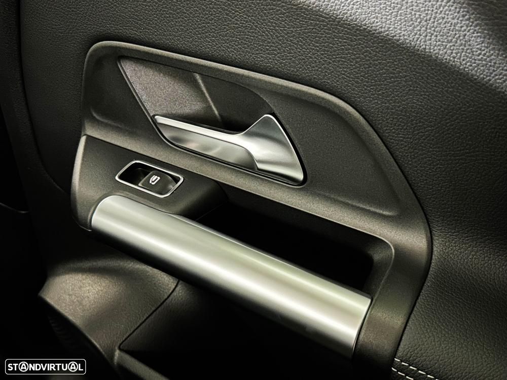 Mercedes-Benz GLA 250 e 8G-DCT Progressive - 26
