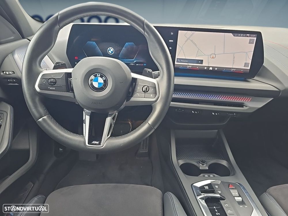 BMW 118 d Pack Desportivo M - 13