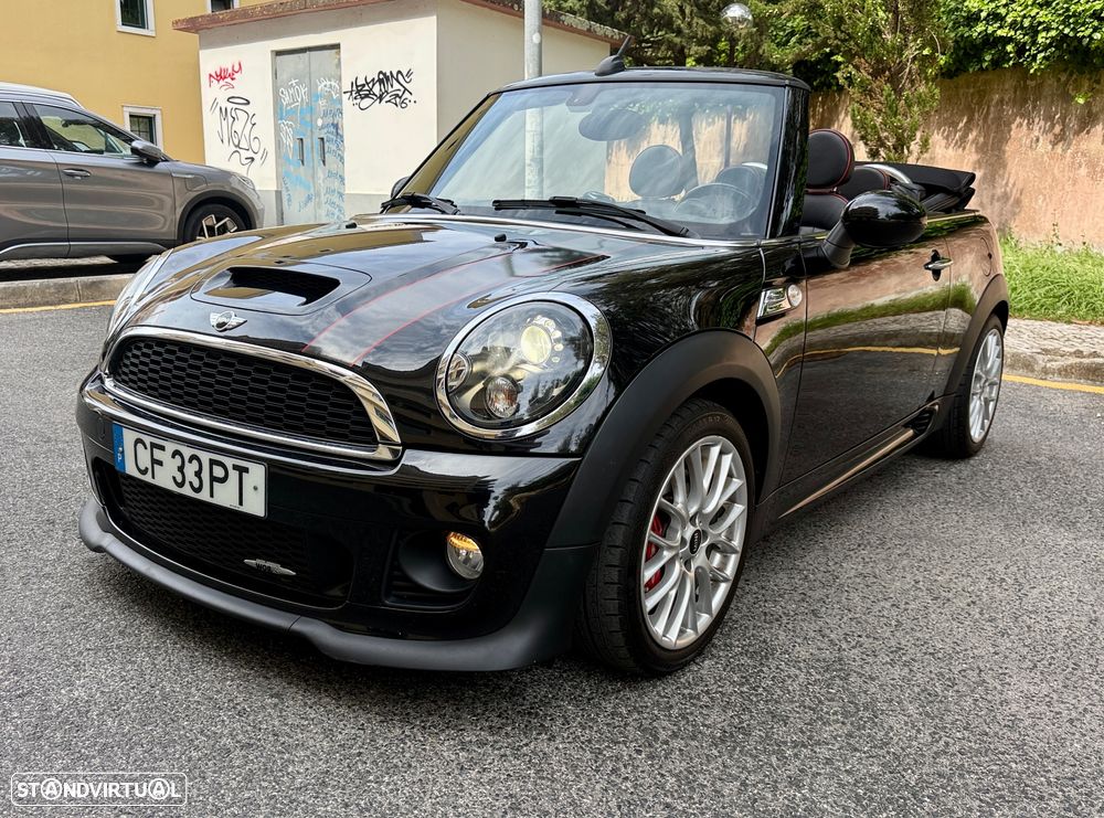MINI Cabrio John Cooper Works - 2