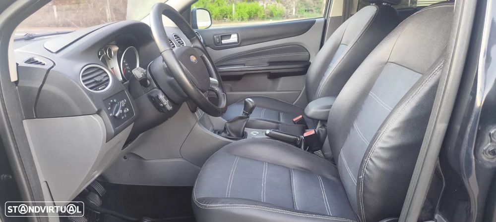 Ford Focus 1.6 TDCi Titanium - 12