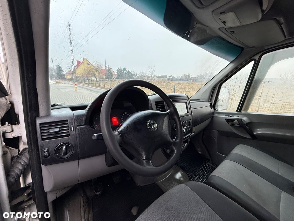 Volkswagen Crafter - 13