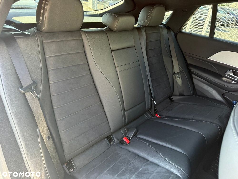 Mercedes-Benz GLE 300 d mHEV 4-Matic AMG Line - 33