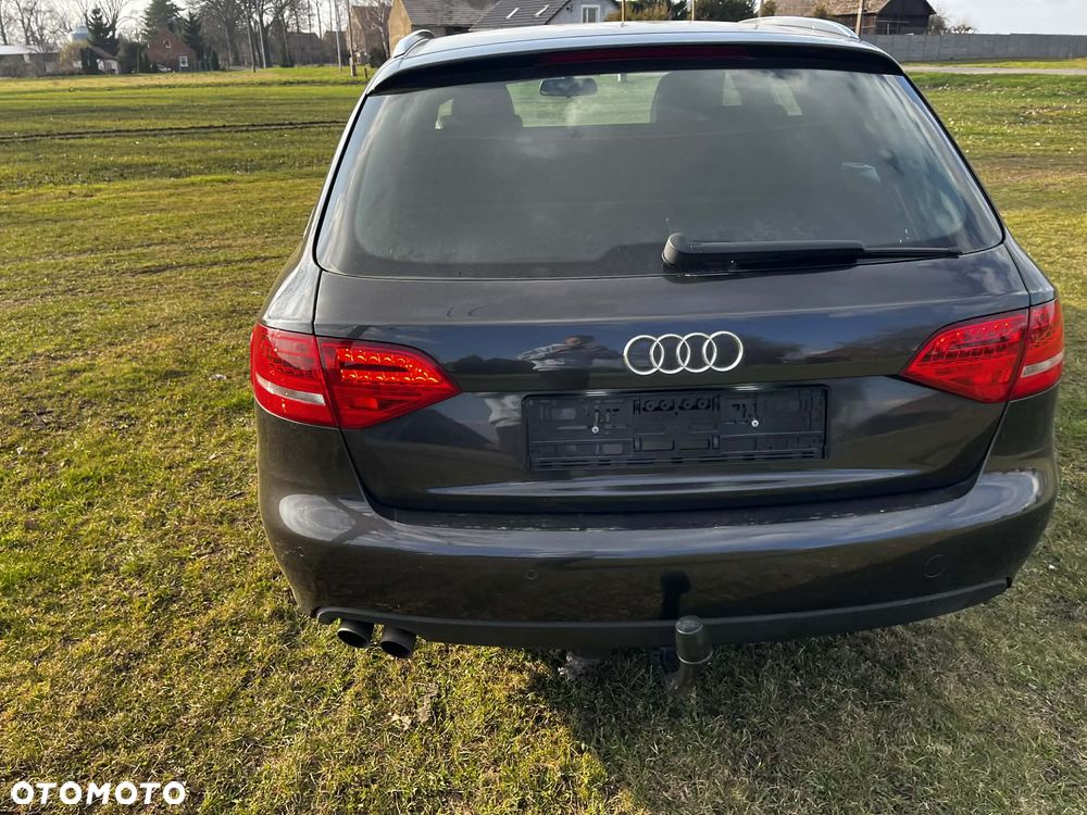 Audi A4 Avant 2.0 TDI DPF S line Sportpaket - 9