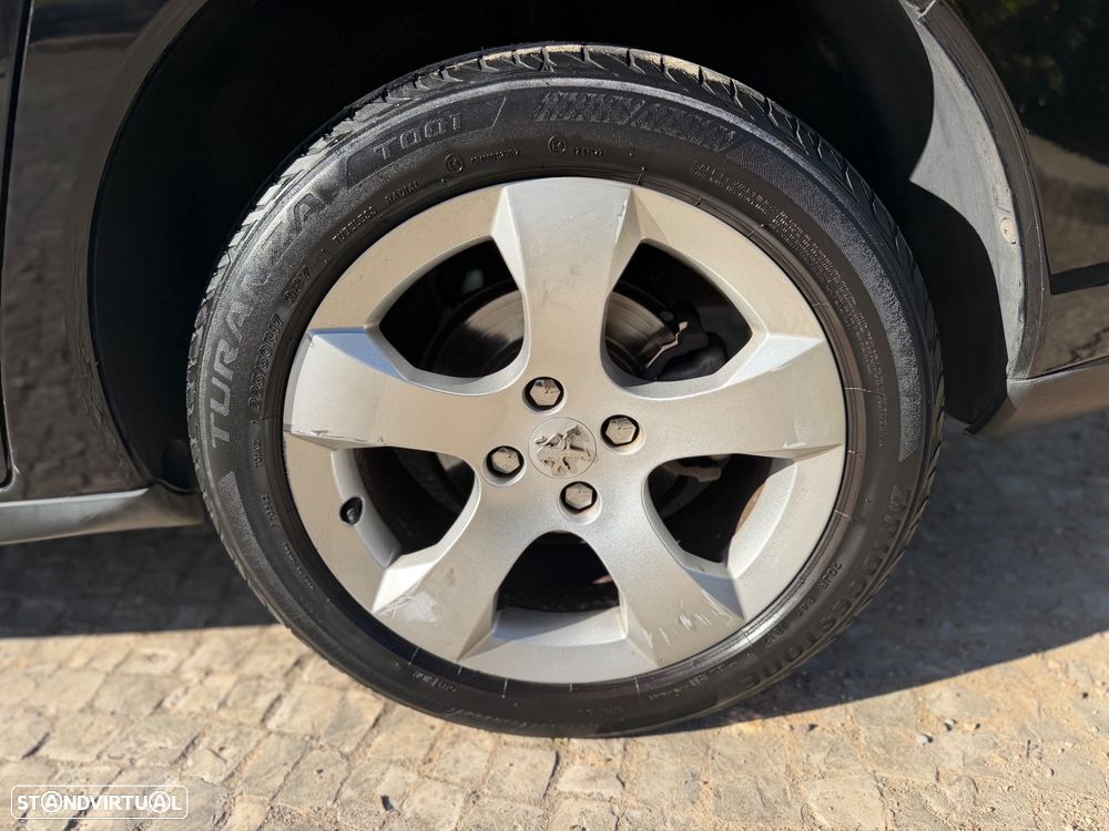 Peugeot 3008 1.6 HDi Sport 130g - 11