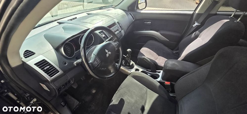 Mitsubishi Outlander 2.4 2WD - 11