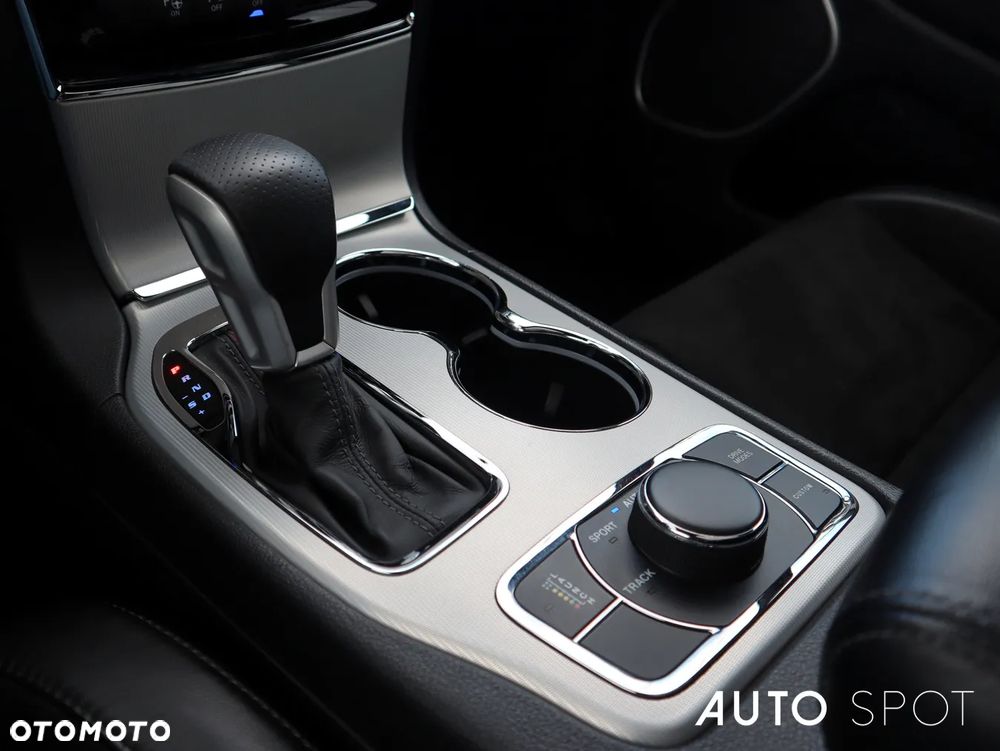 Jeep Grand Cherokee 6.4 V8 Hemi 4WD Automatik SRT - 35