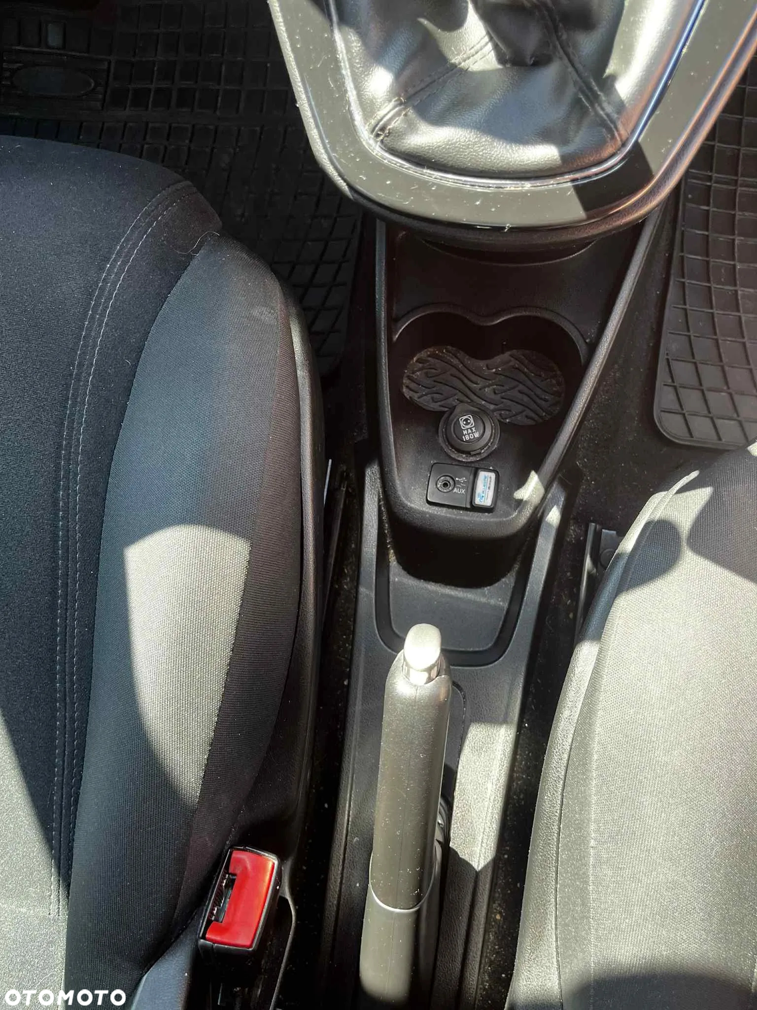 Lancia Ypsilon 0.9 Gold S&S - 9