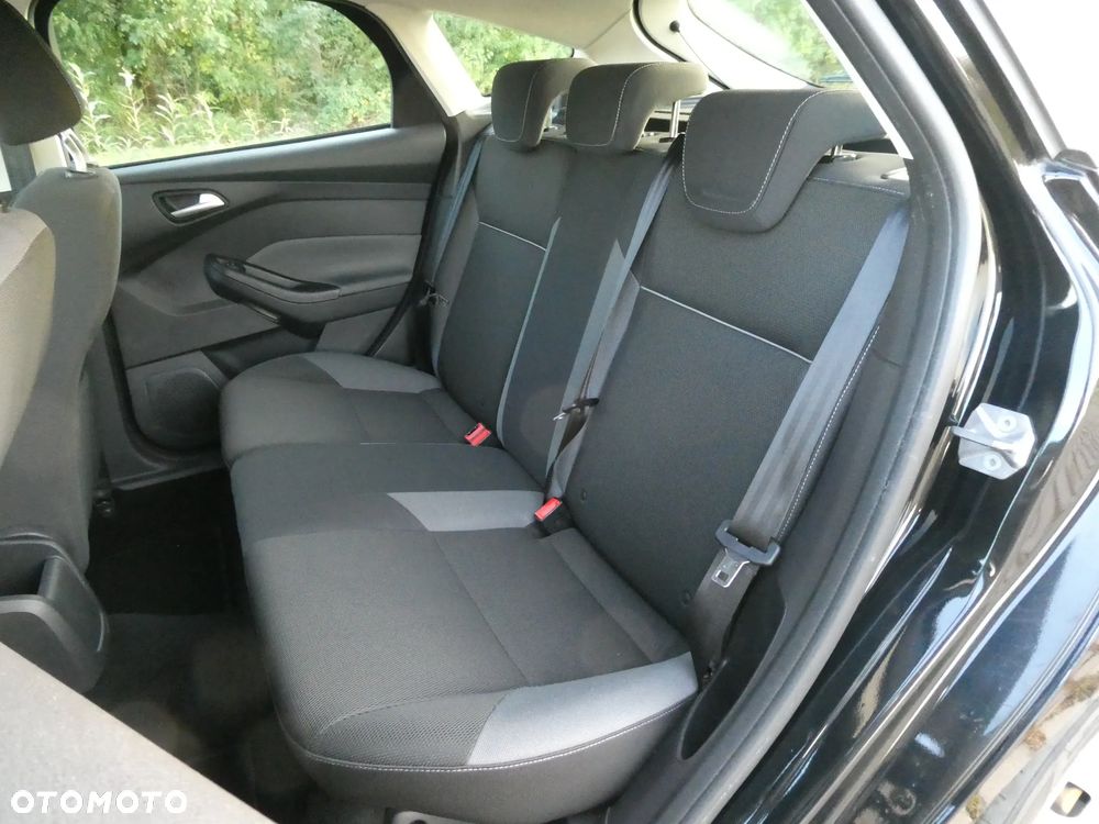 Ford Focus - 19