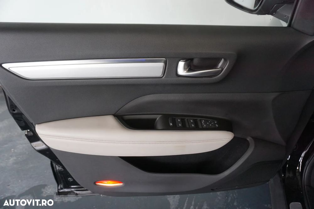 Renault Koleos BLUE dCi X-Tronic 4WD Initiale Paris - 14