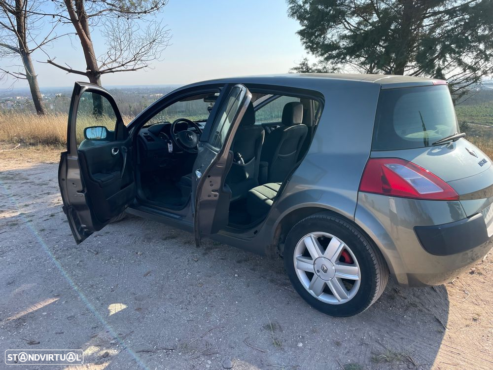Renault Mégane 1.9 dCi Dynamique - 3