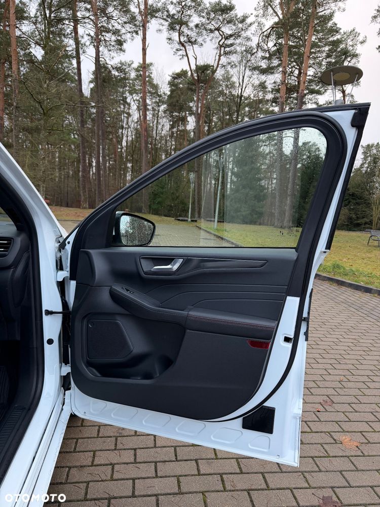 Ford Kuga 2.0 EcoBlue Hybrid ST-LINE - 19