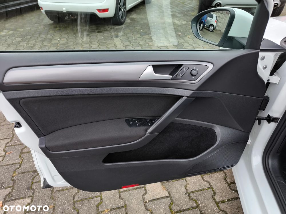 Volkswagen Golf 1.2 TSI BlueMotion Technology Lounge - 22