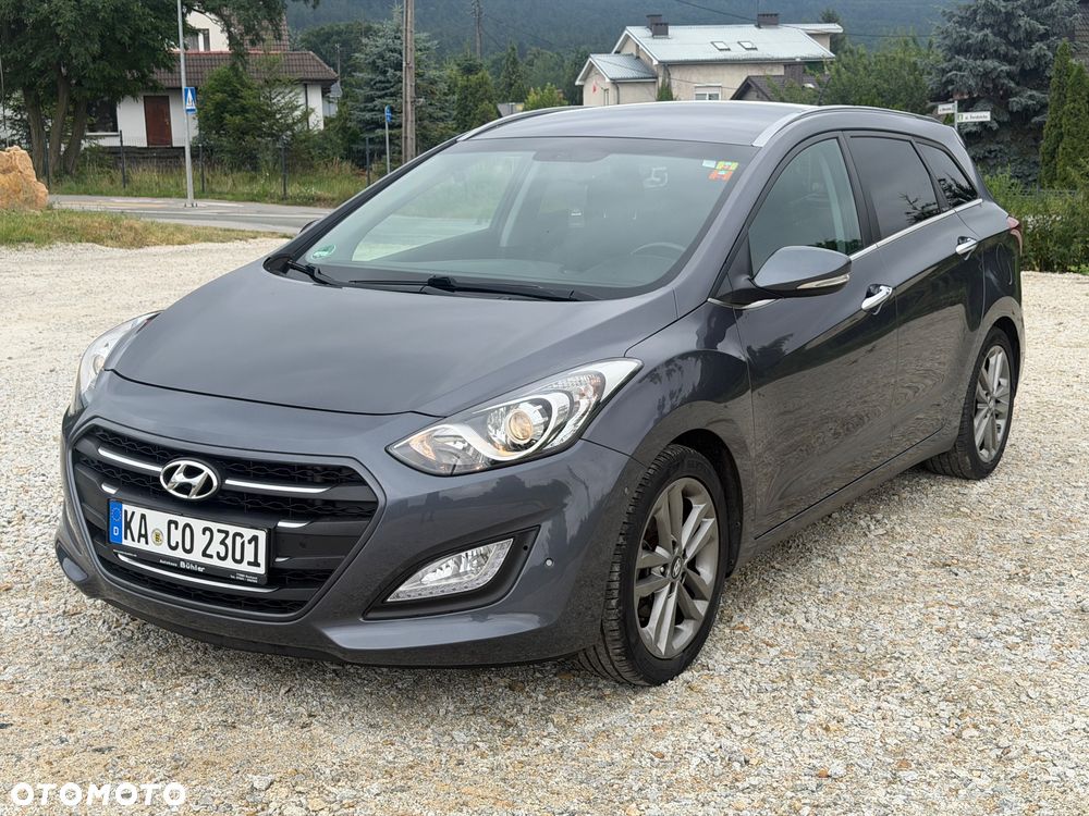Hyundai i30 blue 1.6 CRDi Premium - 3