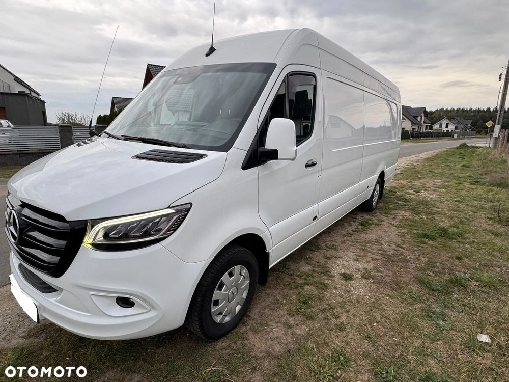 Mercedes-Benz Sprinter - 11