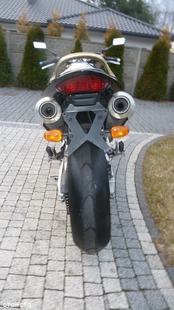 Honda Hornet - 4