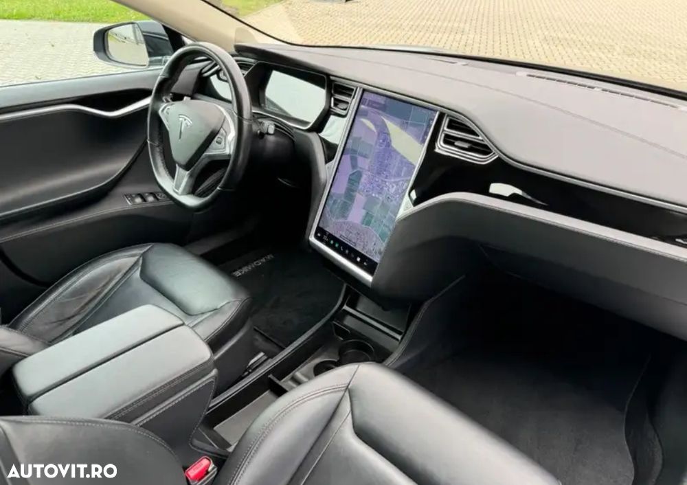 Tesla Model S Standard - 9