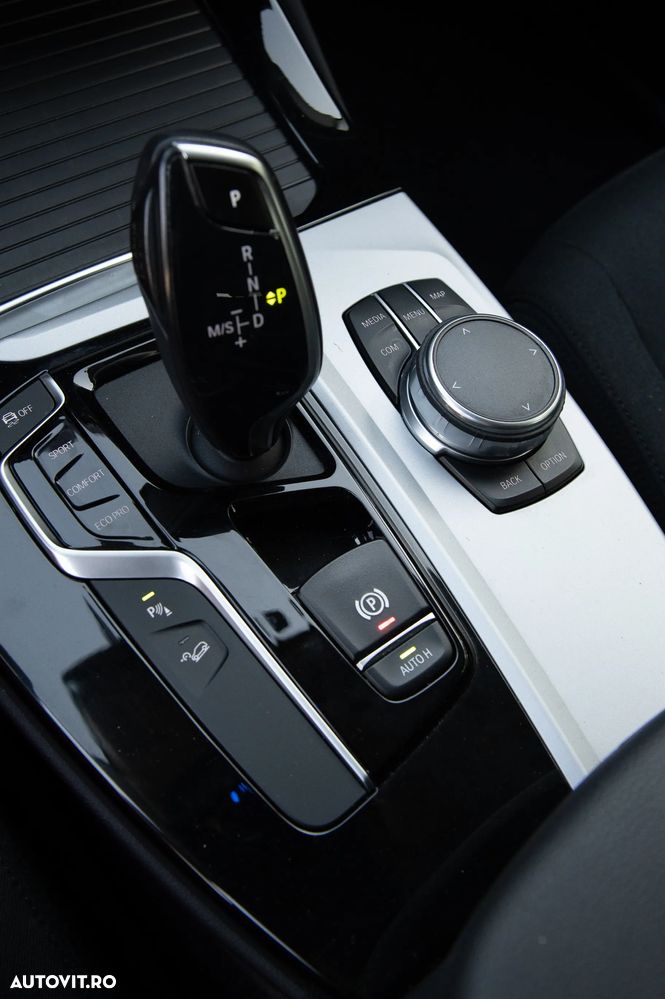 BMW X3 xDrive20d AT Advantage - 28