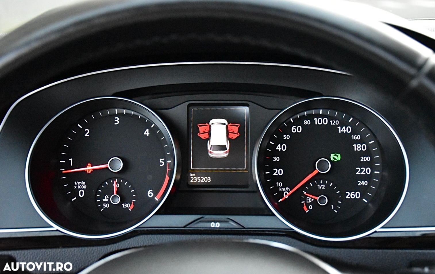 Volkswagen Passat Variant 2.0 TDI SCR DSG (BlueM. Tech) Highline - 16