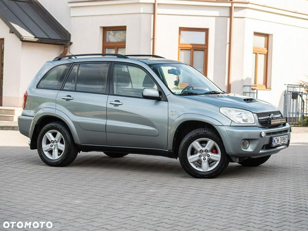 Toyota RAV4 D-4D 4x4 Executive - 18