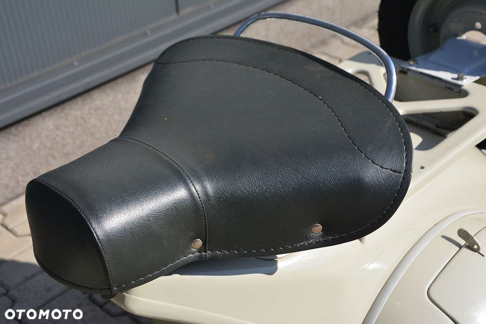 Vespa V - 9