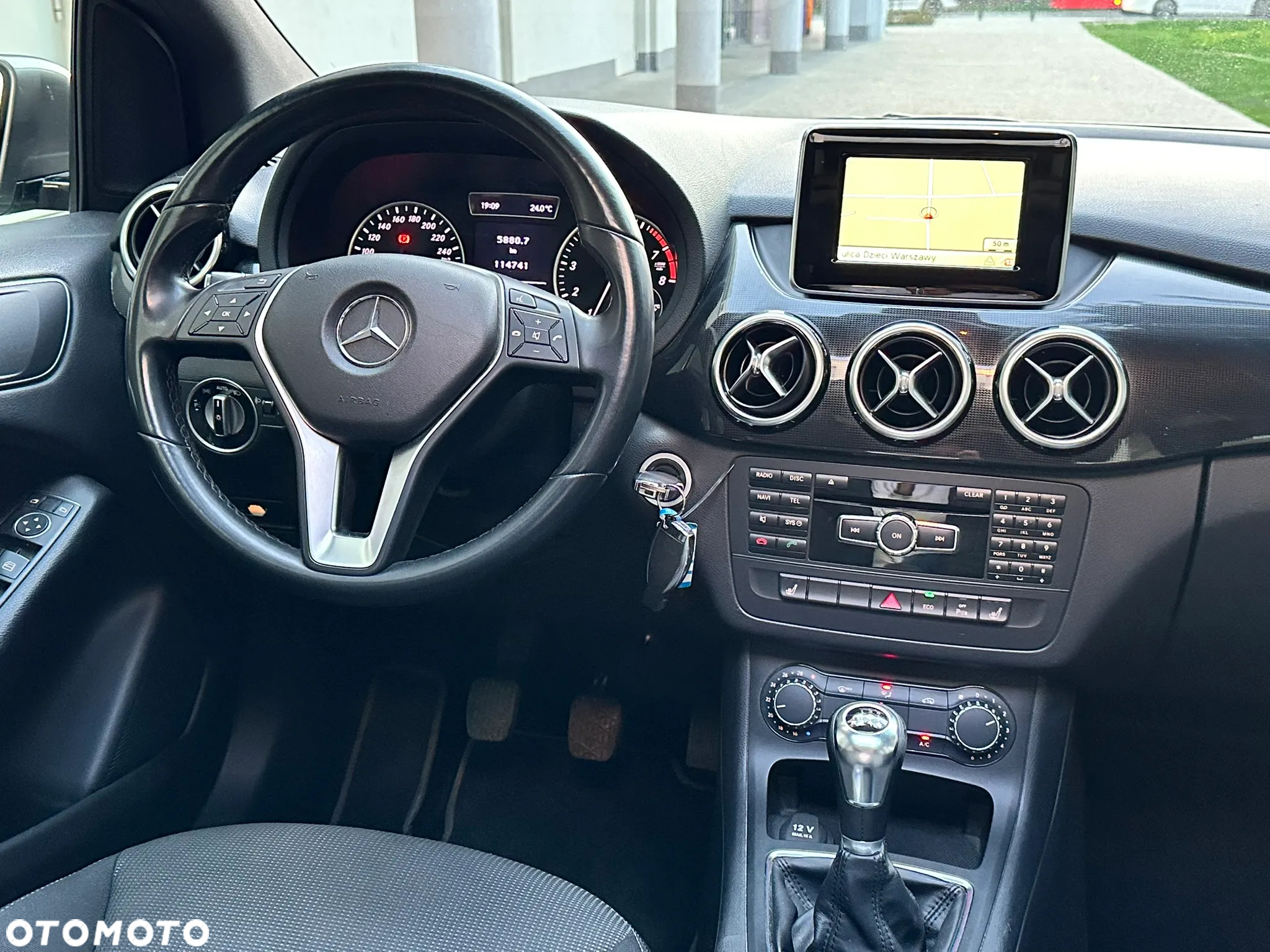 Mercedes-Benz Klasa B 180 (BlueEFFICIENCY) - 18