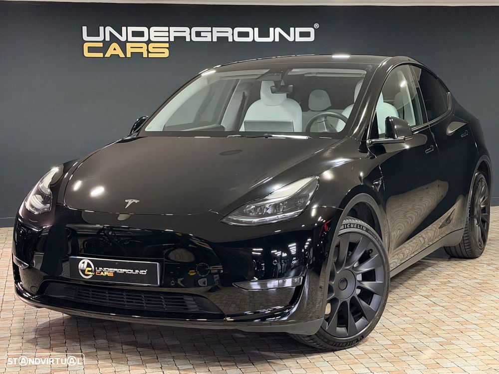 Tesla Model Y Long Range Dual Motor AWD - 12