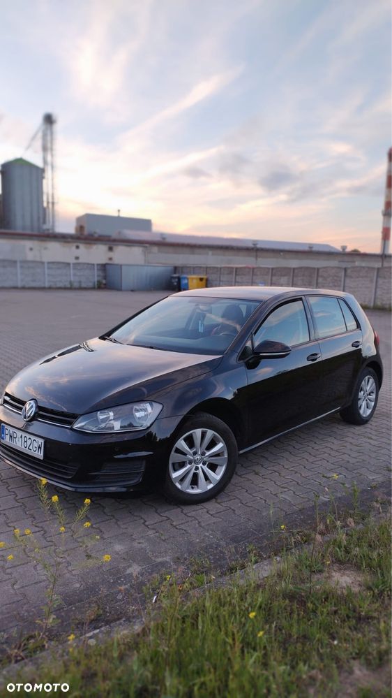 Volkswagen Golf - 2