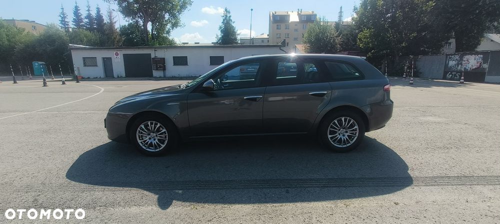 Alfa Romeo 159 1.9 JTDM 8V DPF Distinctive - 8