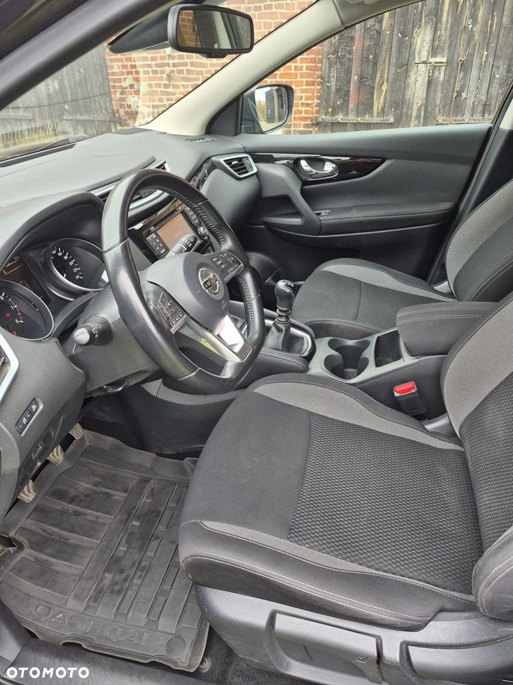 Nissan Qashqai+2 - 10