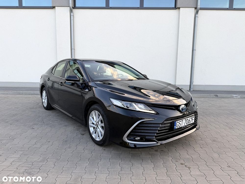 Toyota Camry 2.5 Hybrid Comfort CVT - 2