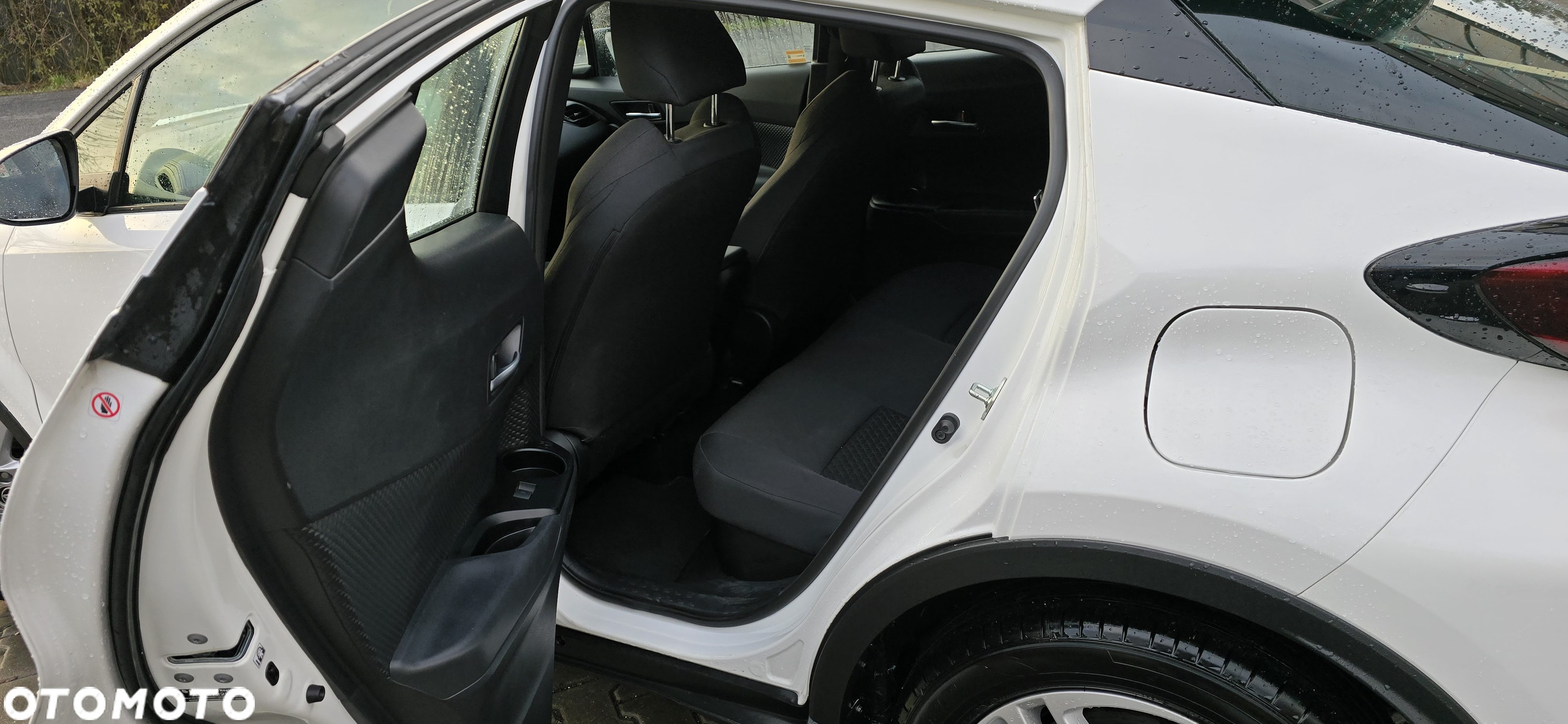 Toyota C-HR 1.8 Hybrid GPF Comfort - 4