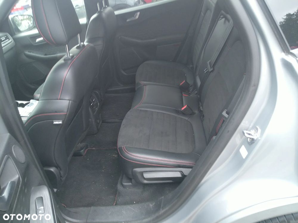 Ford Kuga - 19