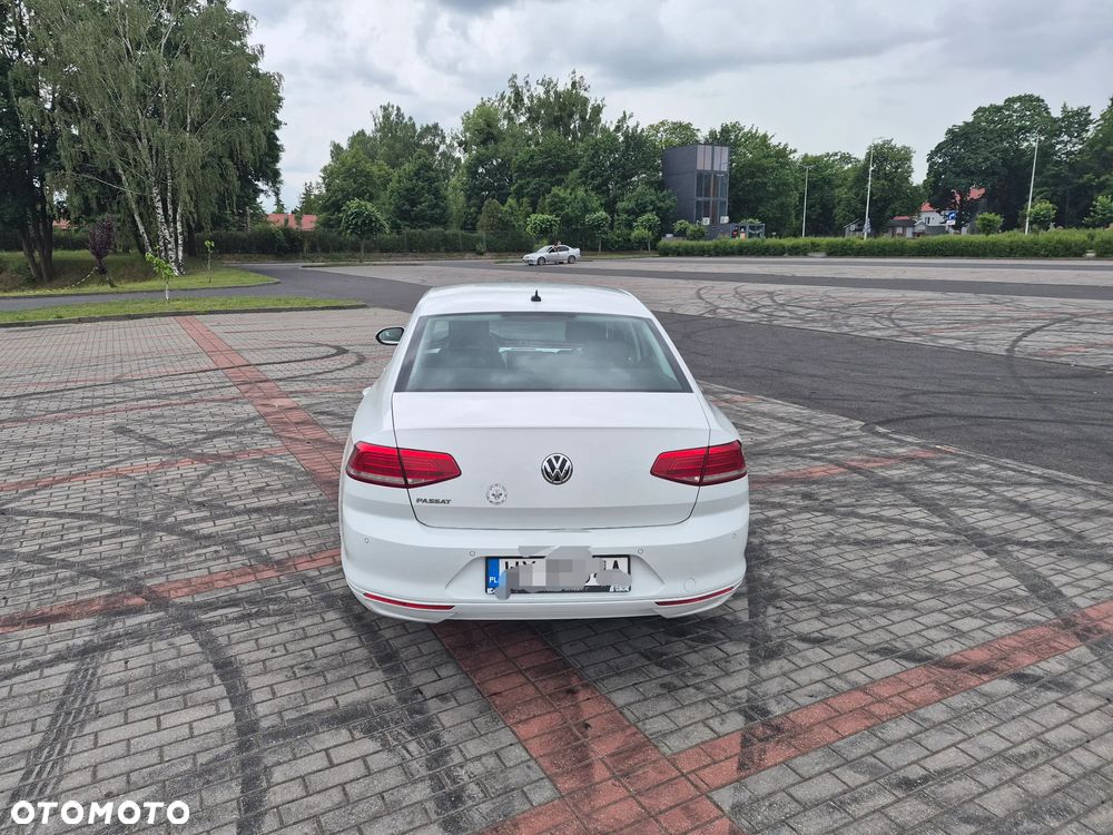 Volkswagen Passat 2.0 TDI SCR Comfortline DSG - 5