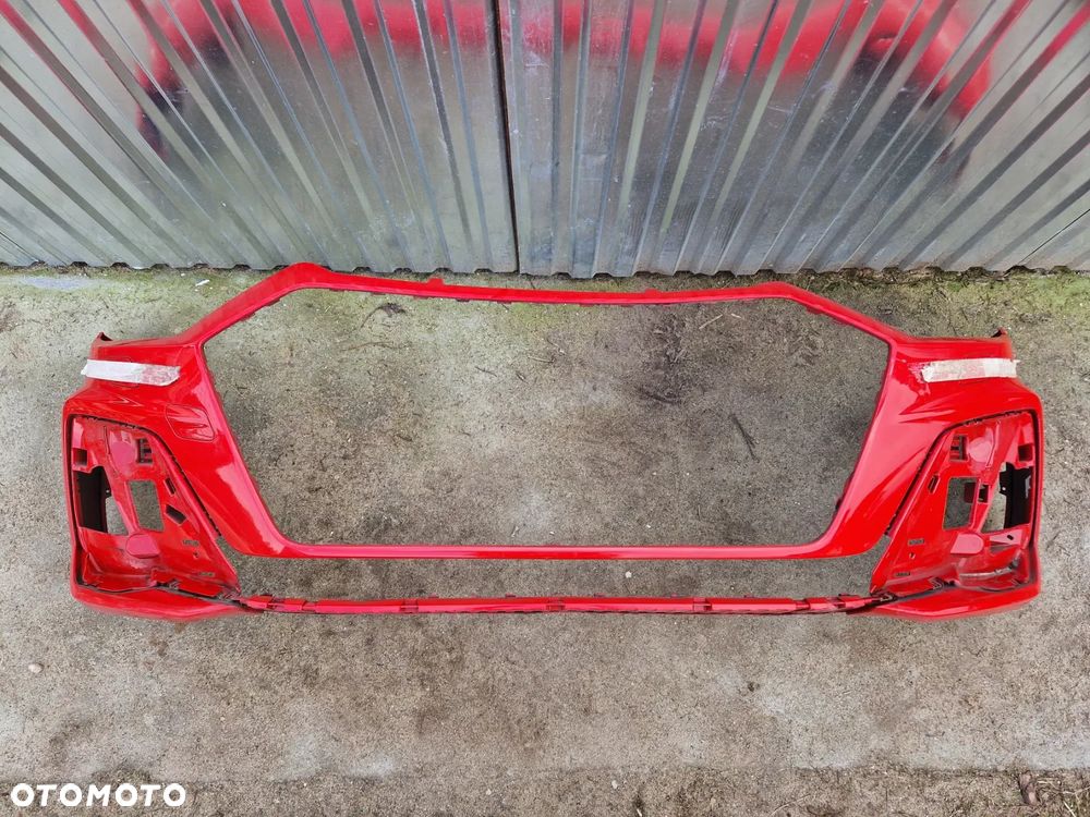 Audi A1 82A S-line Zderzak przód