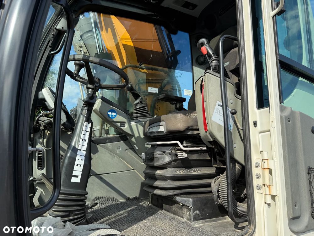 Liebherr 914 Compact  Rototilt + Szczypce Przyczepa - 18