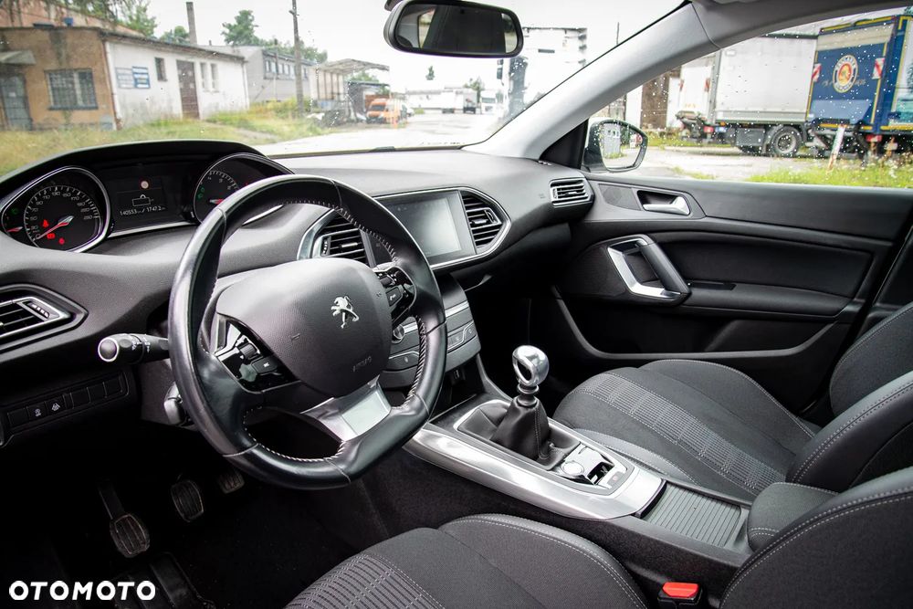 Peugeot 308 PureTech 130 GPF Stop & Start Allure - 6