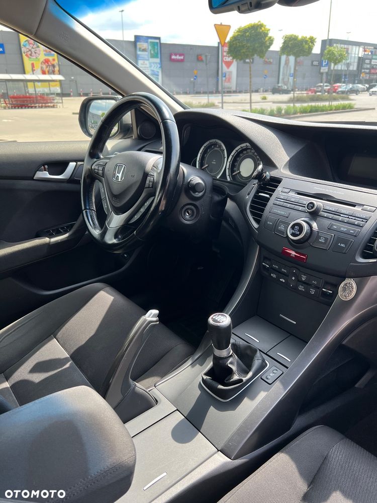 Honda Accord 2.0 Lifestyle - 14