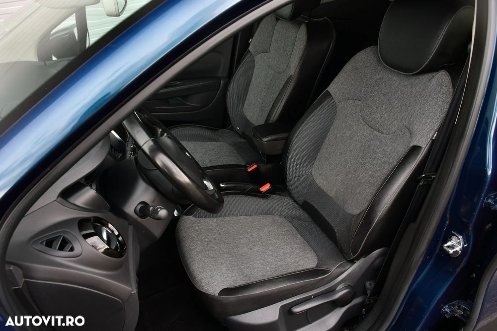 Renault Captur - 13
