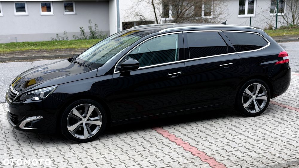 Peugeot 308 PureTech 130 GPF Black Edition - 27