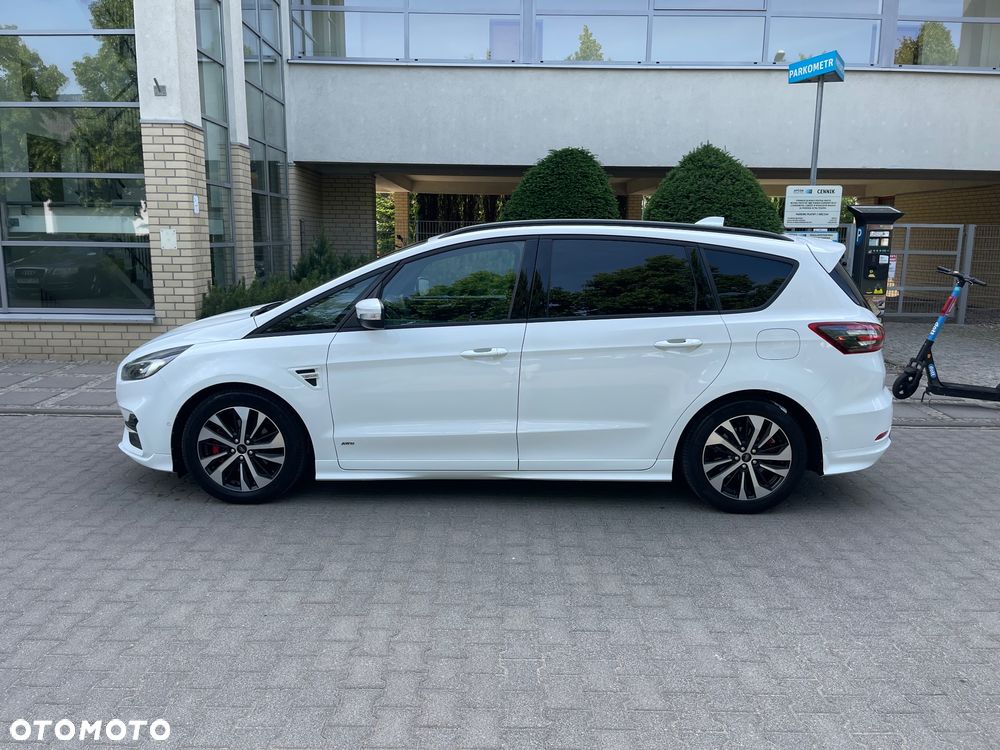 Ford S-Max - 14