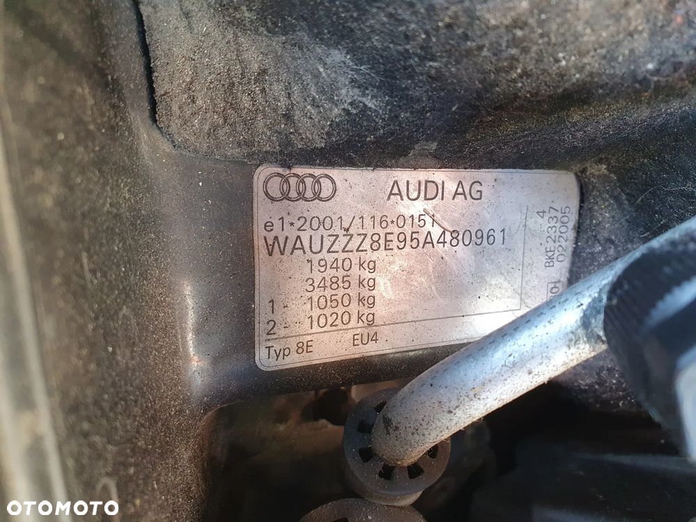 Audi A4 Limousine - 7
