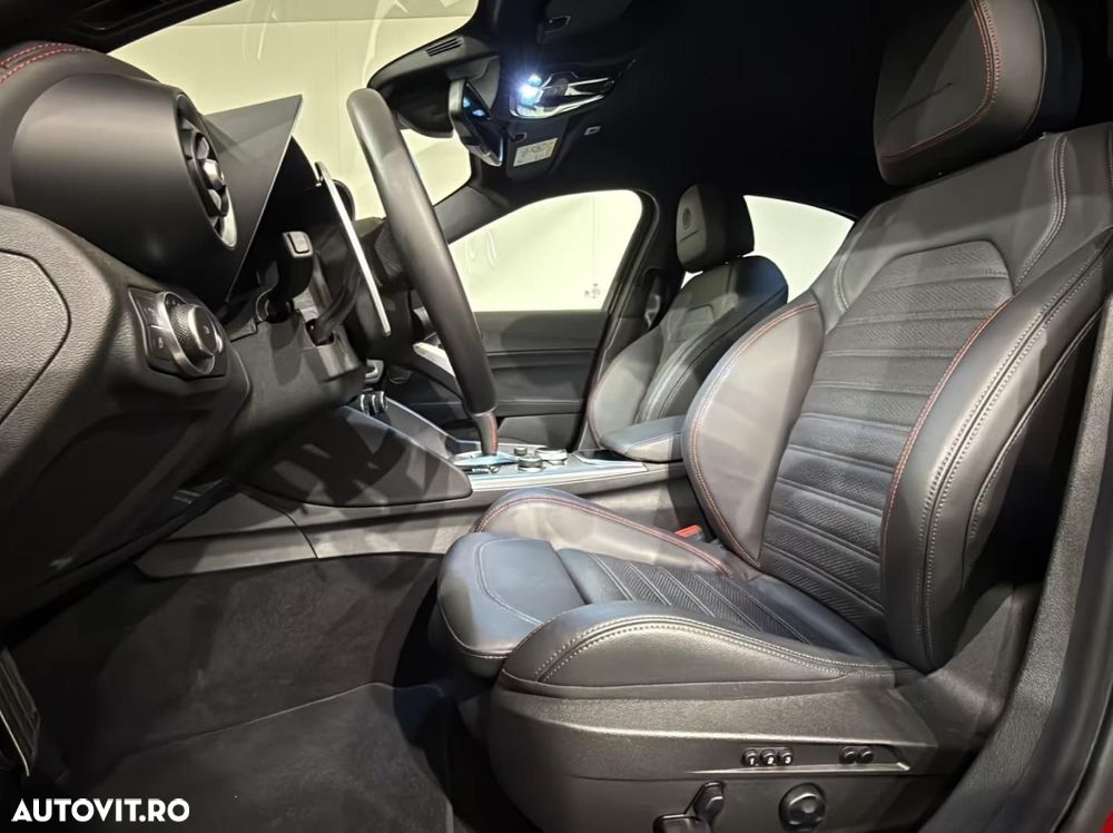 Alfa Romeo Giulia 2.0 Turbo 16V AT8-Q4 Competizione - 8