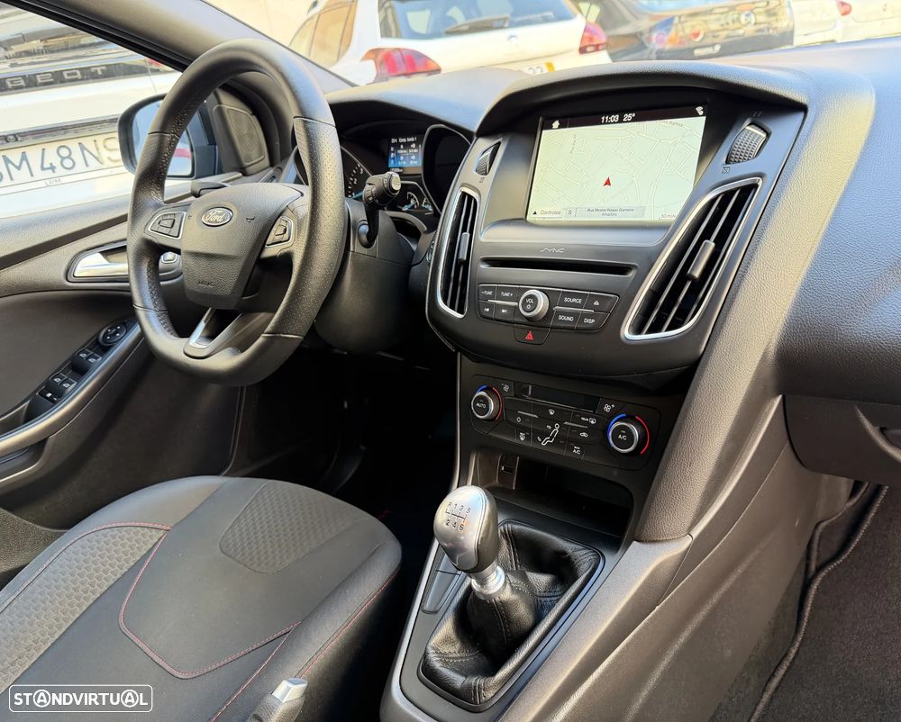 Ford Focus SW 1.0 SCTi ST-Line - 21