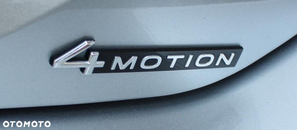 Volkswagen Passat - 35